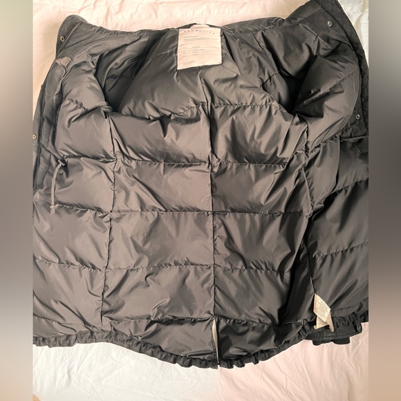 Aritzia Military Edition Duck Down Fishtail Parka in Black, women’s XS - Picture 8 of 11